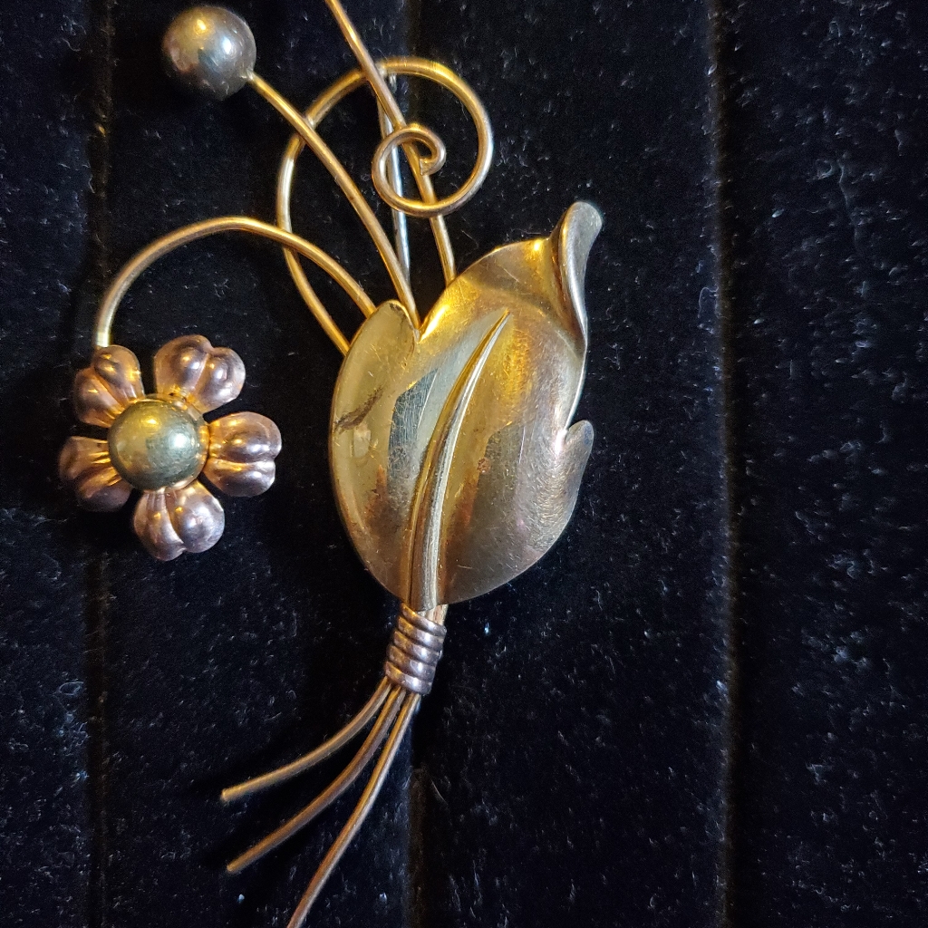 Van Dell Brooch 55$